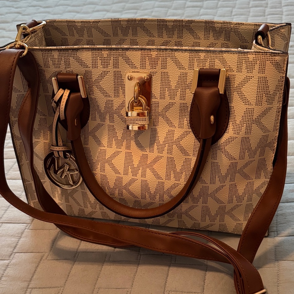 Michael Kors Tan and Cream Signature Tote